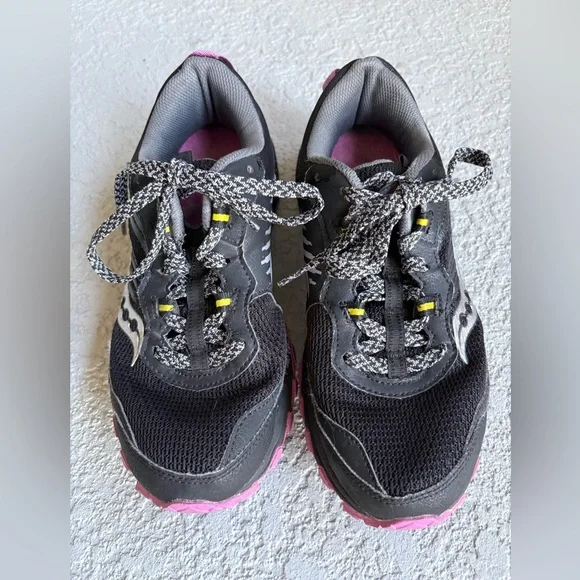 Saucony Excursion TR15 Trail Running Black And Purple Athletic Shoe Women SIZE 8 - Picture 1 of 8
